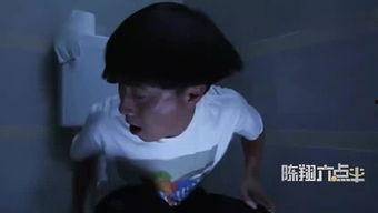 蹲摇在线视频,跟随在线视频轻松学会潮流舞蹈